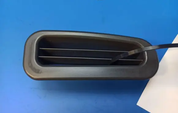 (B) pillar trim (bottom)