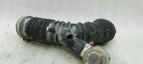 Mitsubishi Lancer Air intake hose/pipe 1505A310