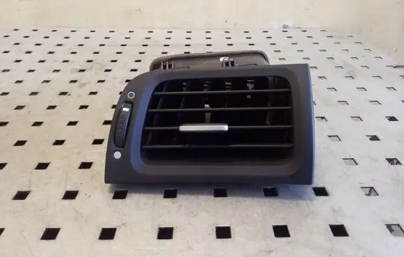 Honda Accord Dashboard side air vent grill/cover trim 77620TL0
