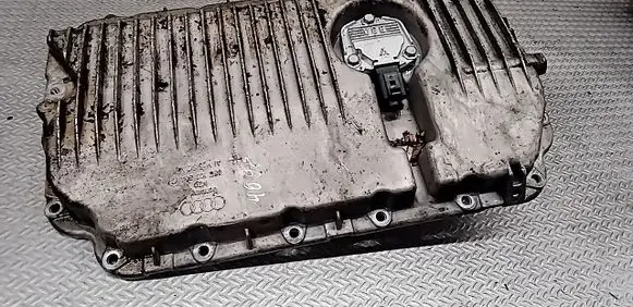 Audi A6 S6 C6 4F Oil sump 06E103604G