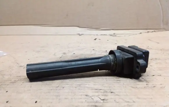 Suzuki Grand Vitara I High voltage ignition coil 3341077E2