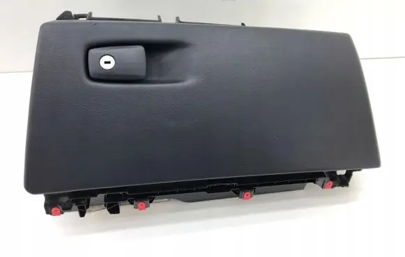 BMW X6 F16 Glove box