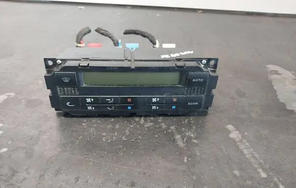 Climate control/heater control trim