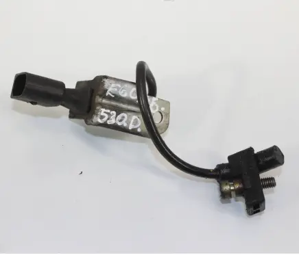 BMW 5 E60 E61 Crankshaft position sensor 0281002