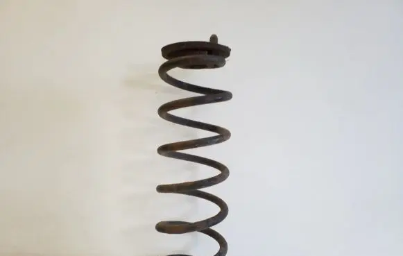 Audi Q3 8U Rear coil spring