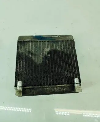 BMW 7 F01 F02 F03 F04 Engine oil radiator 7570103 M9056003