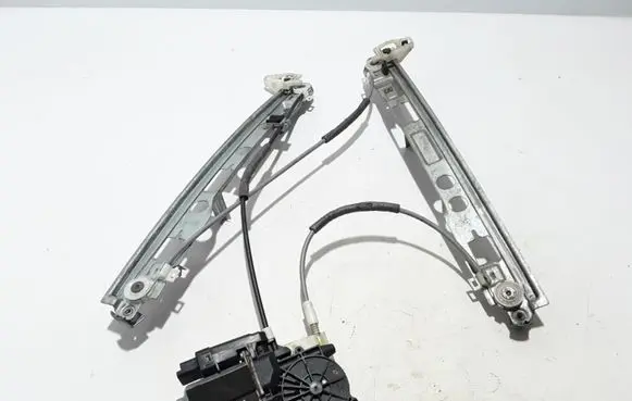Renault Megane II Front window lifting mechanism without motor 8200075938