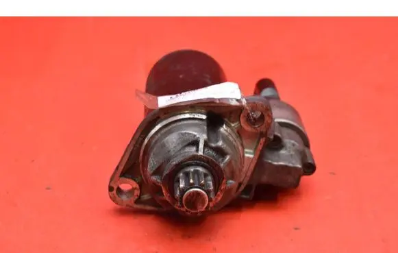 Volkswagen PASSAT B6 Starter motor 1005831320