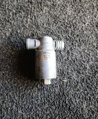 BMW 5 E34 Idle control valve (regulator) 0280140533