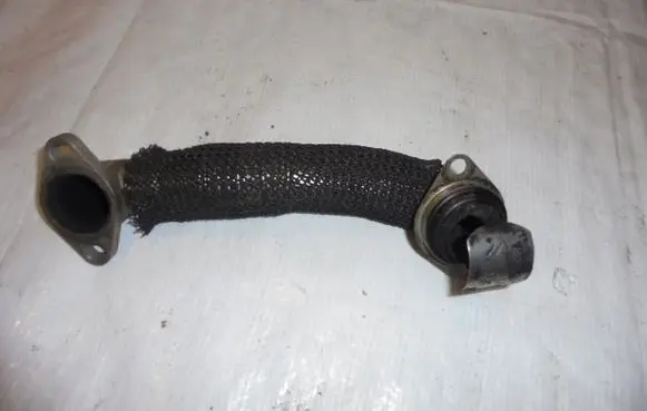 Peugeot 308 EGR valve line/pipe/hose 9674950180