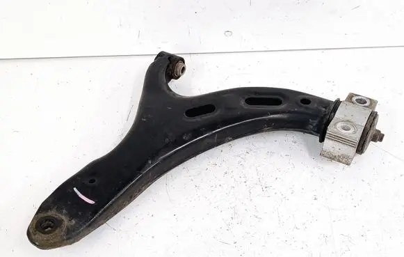 Front lower control arm/wishbone