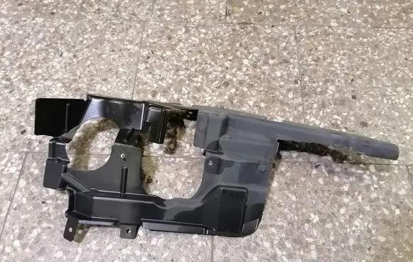 BMW X5 E70 Other engine bay part 51757160240 51757160238