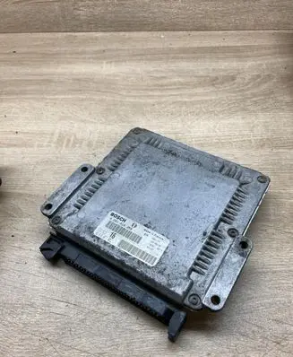 Citroen Xsara Picasso Engine control unit/module ECU 9641607180 0281010358