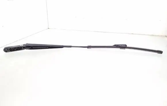 Audi A1 Front wiper blade arm 8X1955408
