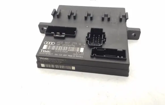 Audi A8 S8 D3 4E Comfort/convenience module 4E0907279Q 4E0910279Q