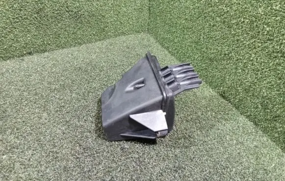 Mercedes-Benz Sprinter W906 Vacuum air tank A6510700768 446447602