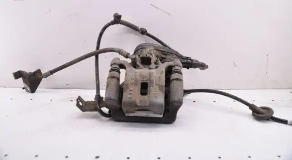Rear brake caliper