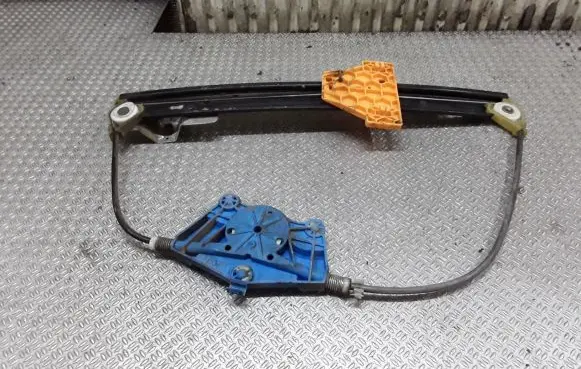 Audi A4 S4 B6 8E 8H Front door electric window regulator 8E0839462A