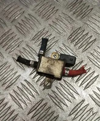 Volkswagen Golf III Turbo solenoid valve 028906283F