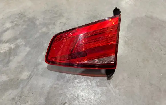 Volkswagen PASSAT B8 Tailgate rear/tail lights 3G5945094B 00022905 2TZ01188204