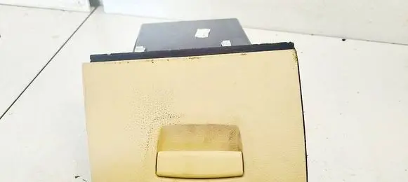 BMW 5 GT F07 Glove box 51169166696