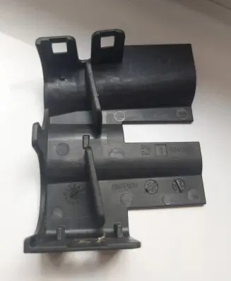 BMW X5 G05 Fuse box cover 6841567