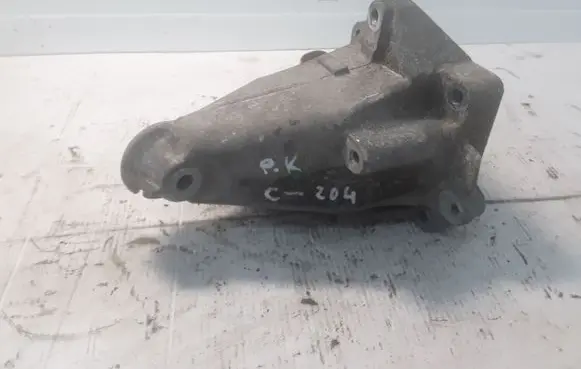 Mercedes-Benz C W204 Engine mounting bracket A2712232704
