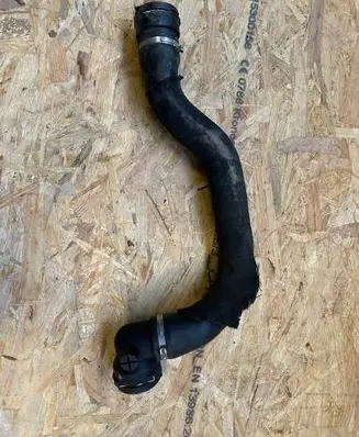 Jaguar F-Pace Engine coolant pipe/hose HK838260AE HK83-8260-AE