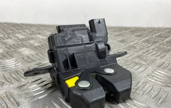 Jeep Renegade Tailgate/trunk/boot lock/catch/latch 5209564