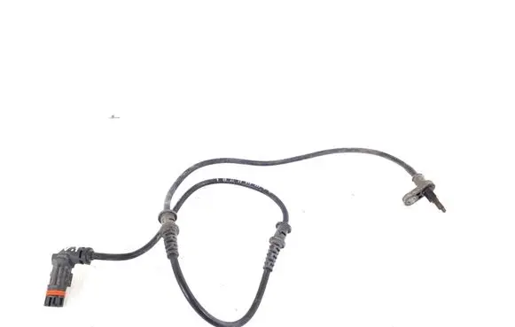 Mercedes-Benz CLS C218 X218 ABS brake wheel speed sensor A2125400517