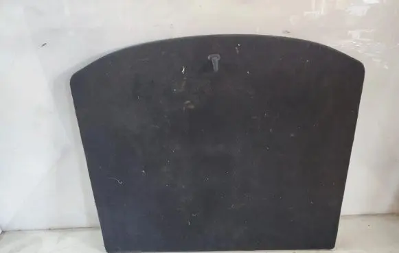 Trunk/boot floor carpet liner