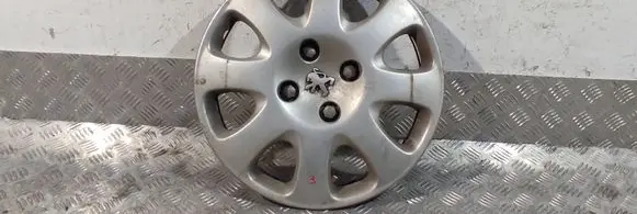 Peugeot 1007 R15 wheel hub/cap/trim 9637630680