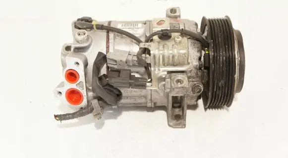 Nissan Qashqai Air conditioning (A/C) compressor (pump) 926004EB1A