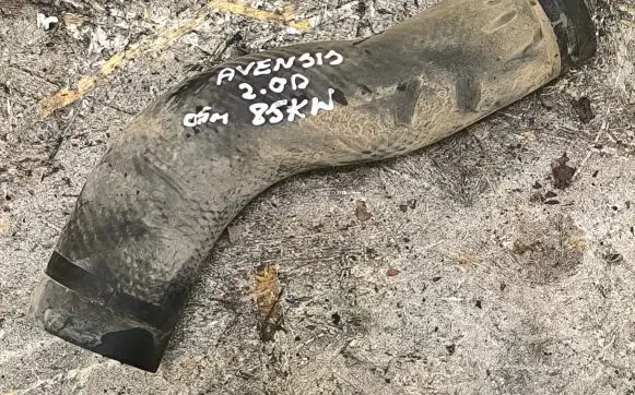 Toyota Avensis T250 Intercooler hose/pipe