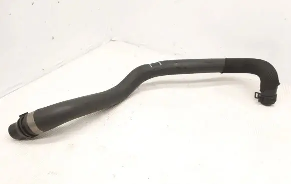 Mercedes-Benz C W205 Engine coolant pipe/hose A2058303104