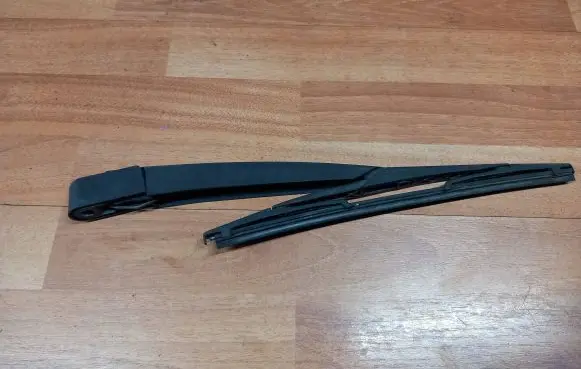 Nissan Qashqai Rear wiper blade arm 28781JD00A