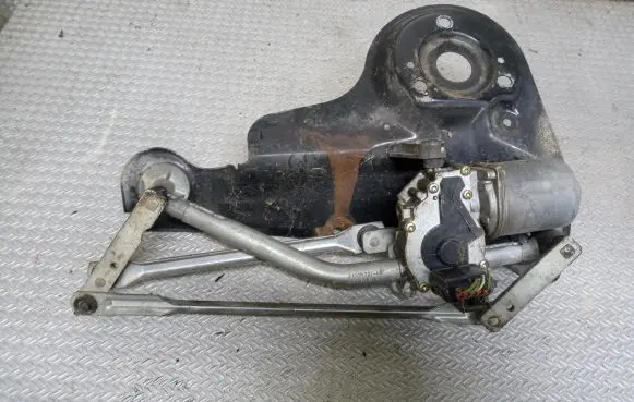 Ford Fiesta Front wiper linkage and motor 430217014