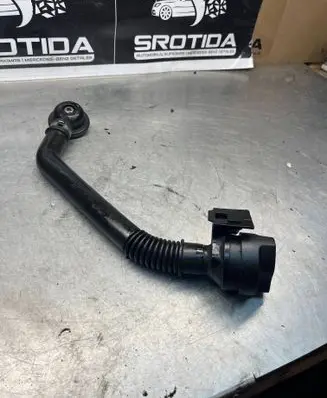 Mercedes-Benz Sprinter W906 Oil fill pipe A6510190169