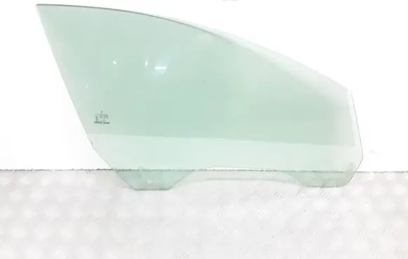 Mercedes-Benz CLS C219 Front door window glass four-door