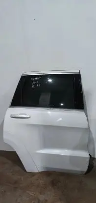 Jeep Grand Cherokee Rear door
