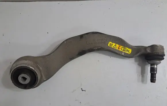 BMW 6 G32 Gran Turismo Front lower control arm/wishbone 6888763