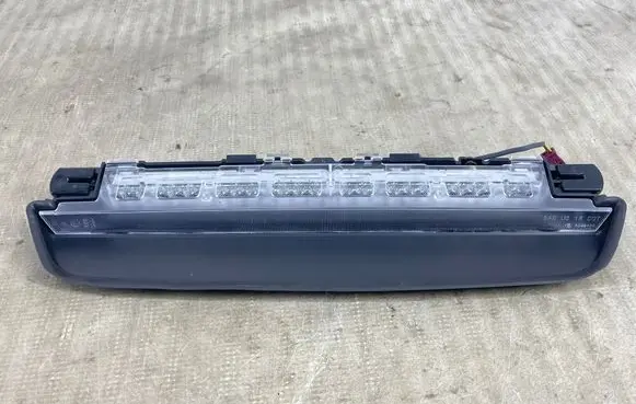 BMW 7 G11 G12 Third/center stoplight 7342972