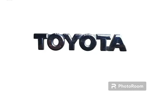 Toyota Corolla Verso E121 Manufacturers badge/model letters 