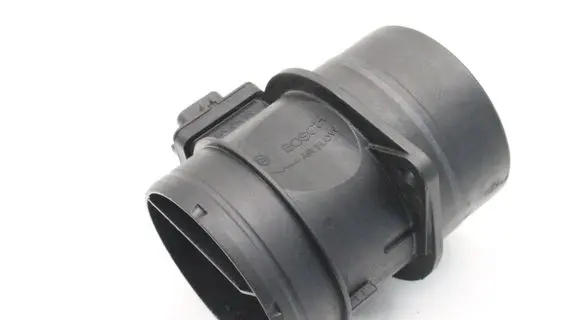 Volkswagen Touran I Mass air flow meter F00C268010
