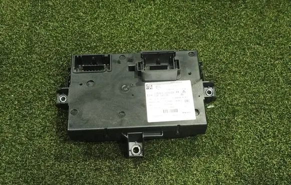 Peugeot Boxer Fuse module 46858322 10R041061 116RAI000029