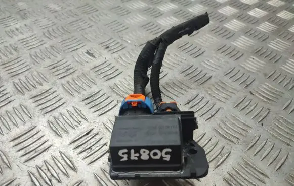Peugeot 2008 II Coolant fan relay 9829220580