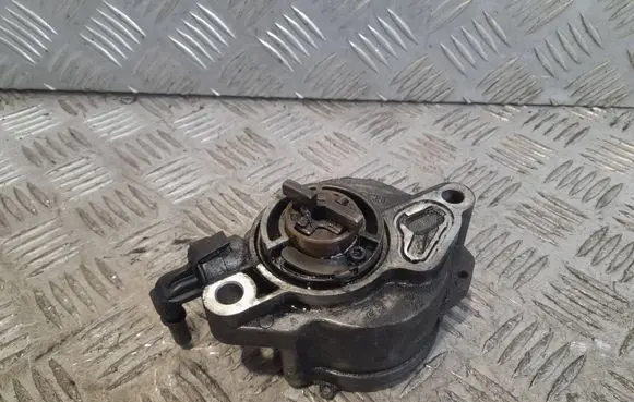 Ford C-MAX I Vacuum pump 015G2A0110S