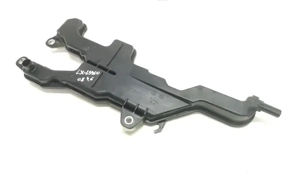 Lexus LS 460 - 600H Oil breather separator 1221538020