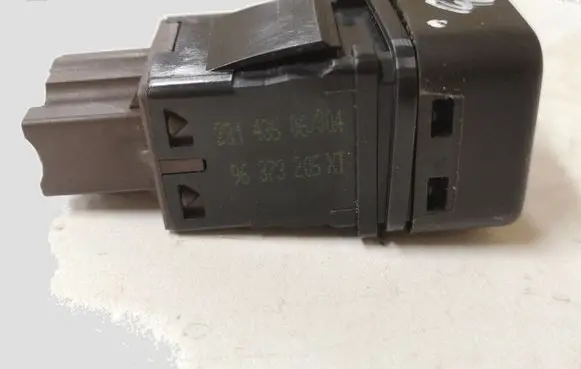 Citroen C3 Passenger airbag on/off switch 96373205XT