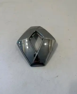 Renault Koleos II Manufacturer badge logo/emblem 
